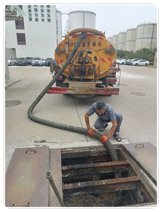 措美隔油池清掏