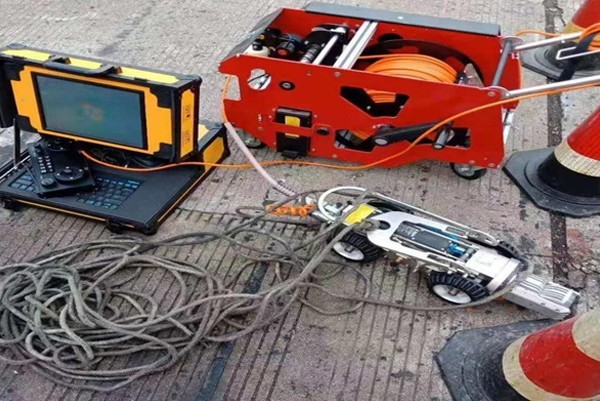 措美CCTV管道检测机器人